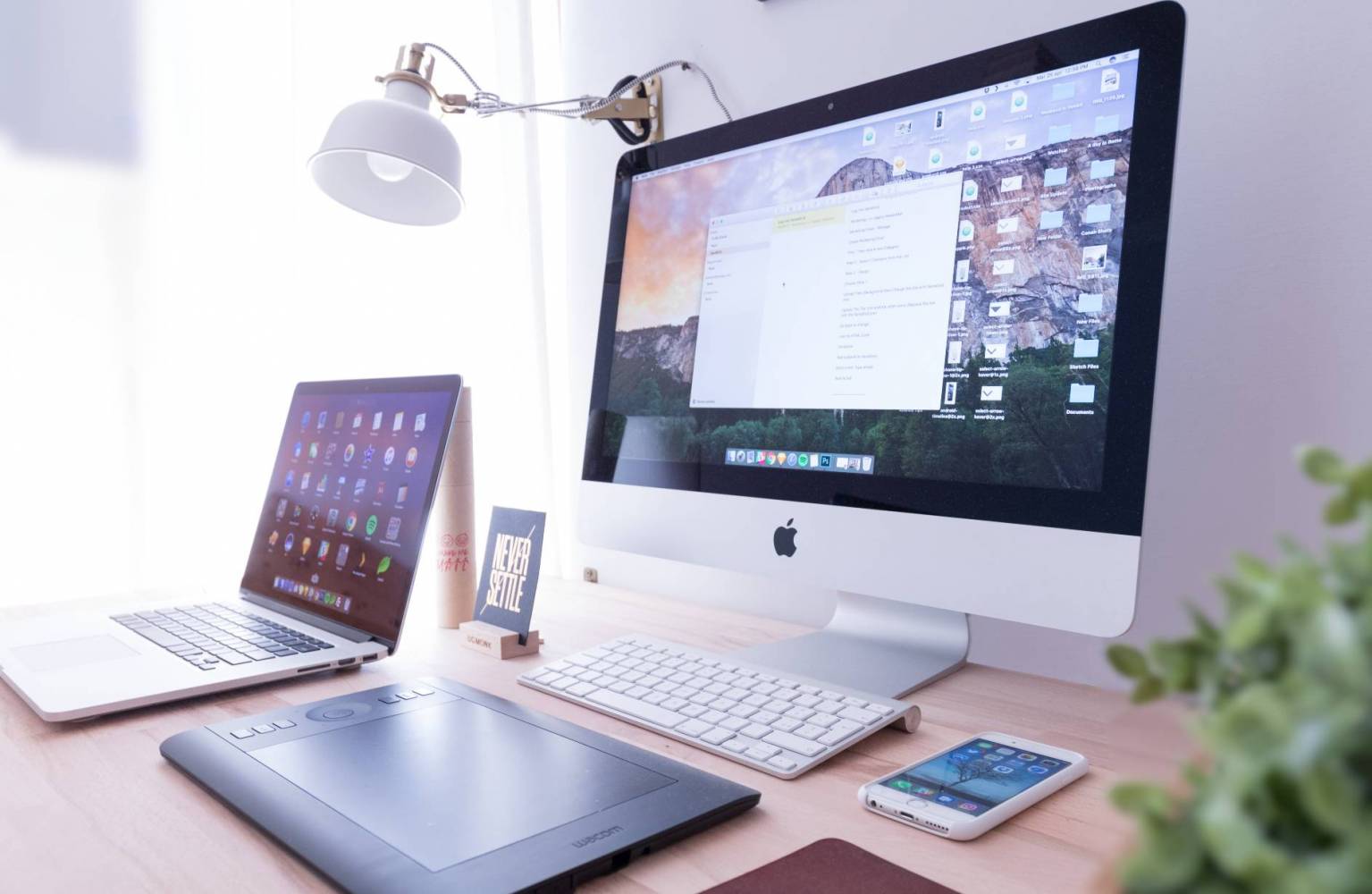 Five Tips for Lighting Your Home Office