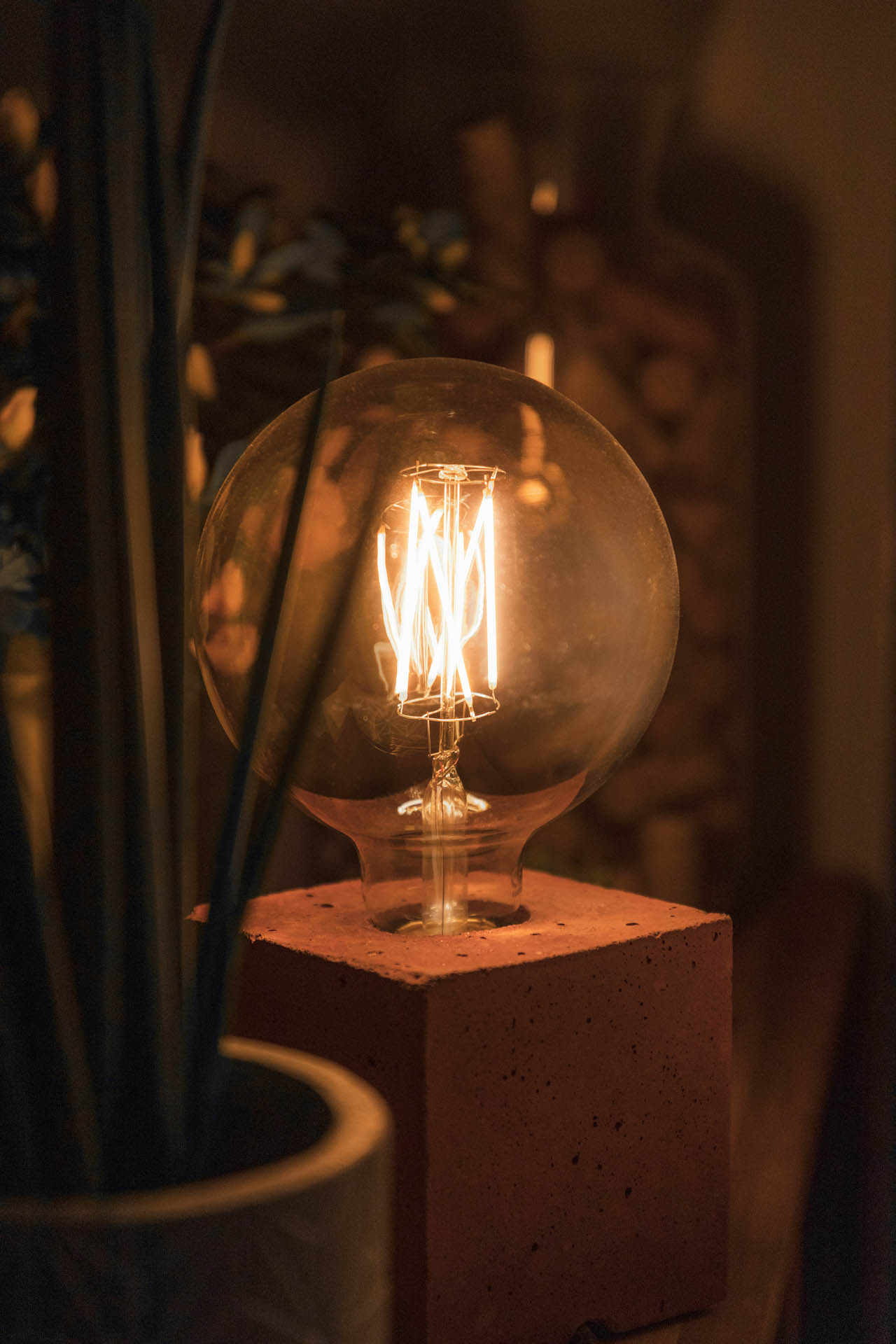 Southern Electrical light bulb